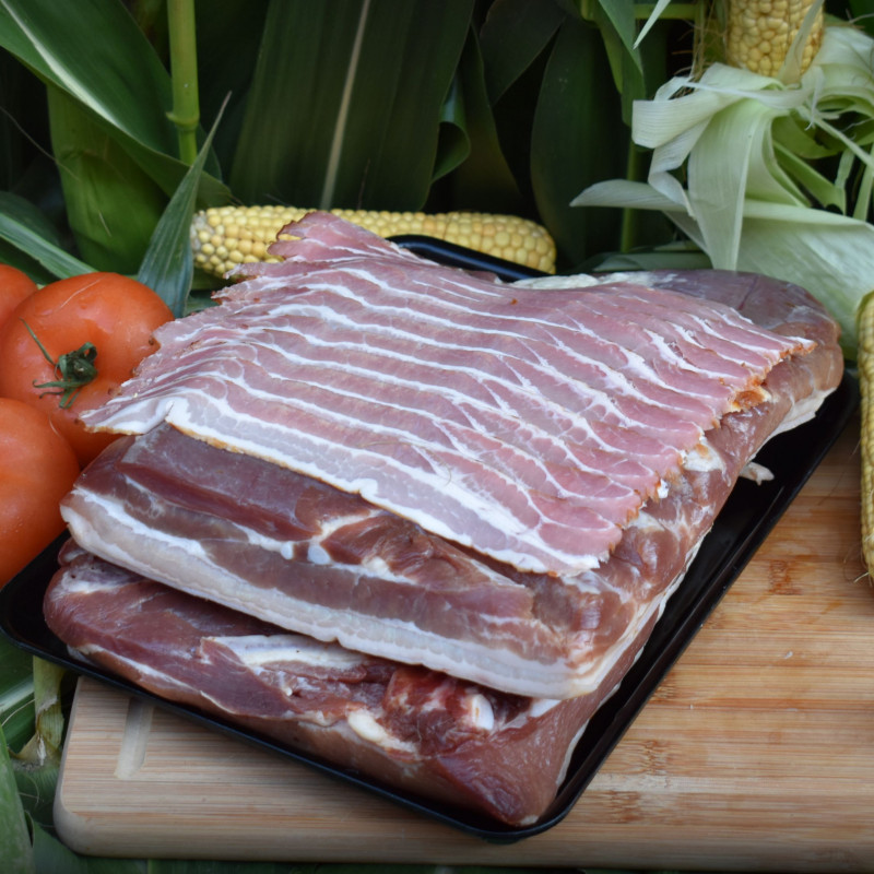 Lard salé en tranches